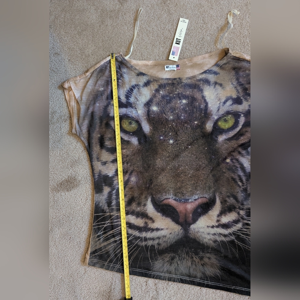 NWT Kut From The Kloth T-shirt Graphic Tiger Face Assymetrical Hem Loose XS - Picture 3 of 6